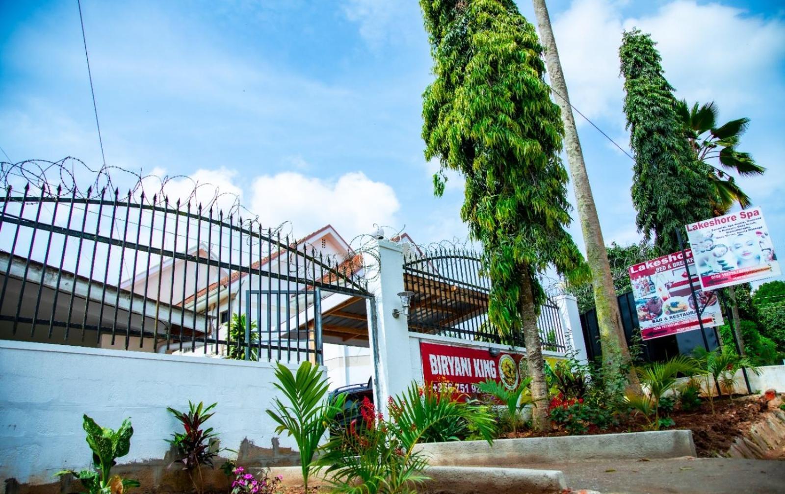Lakeshore Bed And Breakfast Entebbe Exterior photo